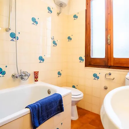 Nuraxi's Vakantiehuis Capitana