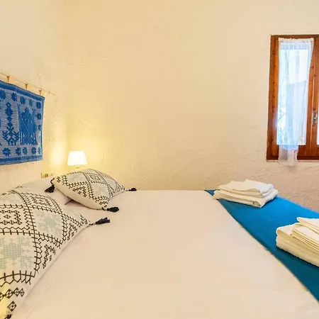 Nuraxi's Vakantiehuis Capitana