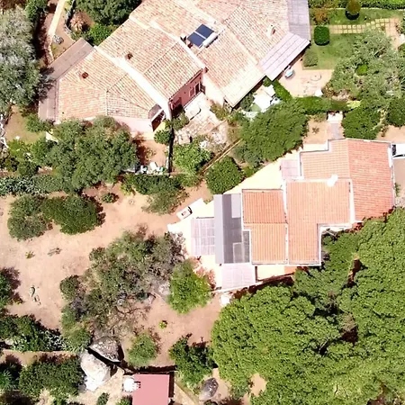 Nuraxi's Vakantiehuis Capitana